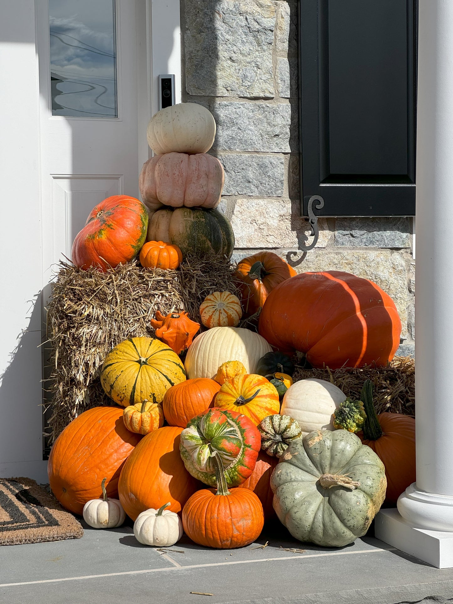porch pumpkin fall autumn display decorations new jersey westfield summit mountainside cranford garwood NJ